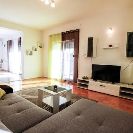 Graica Family Apartmán